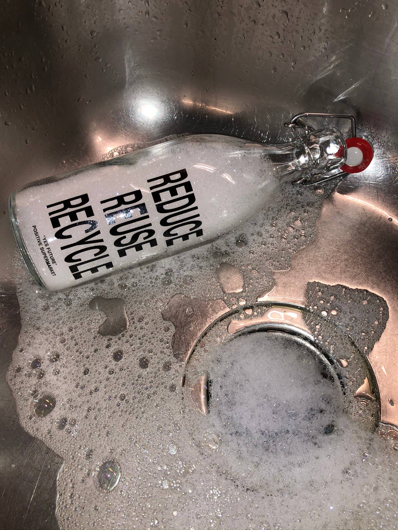 YES FUTURE - Wholesale Water Bottle - REDUCE Glass Bottle [0.5L]3