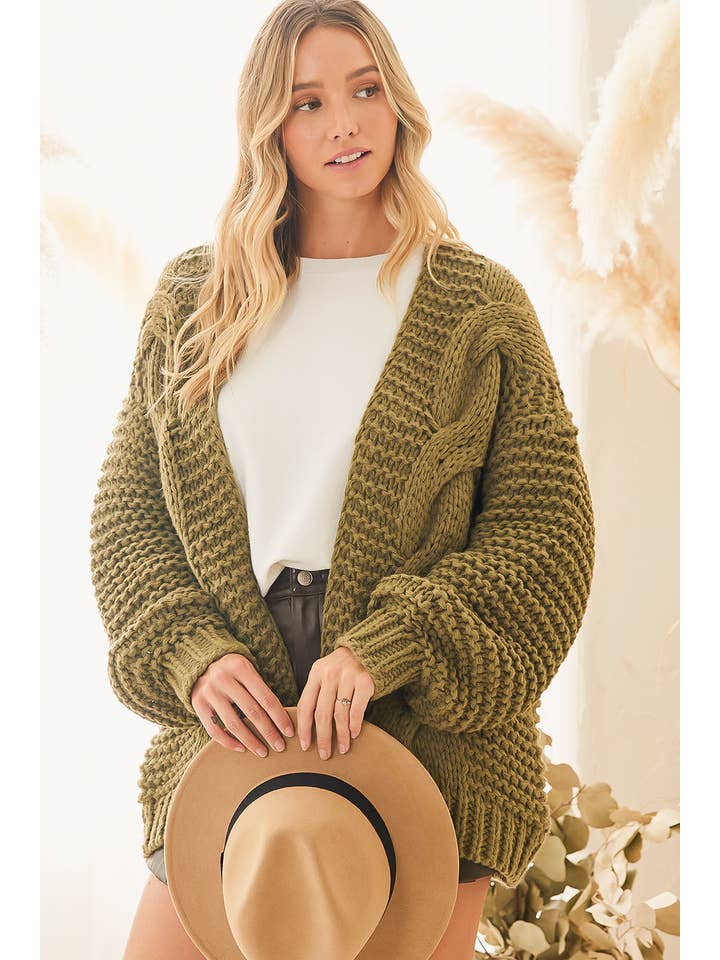 Bluivy - Wholesale Cardigan - Women's - CHUNKY CABLE CARDIGAN
