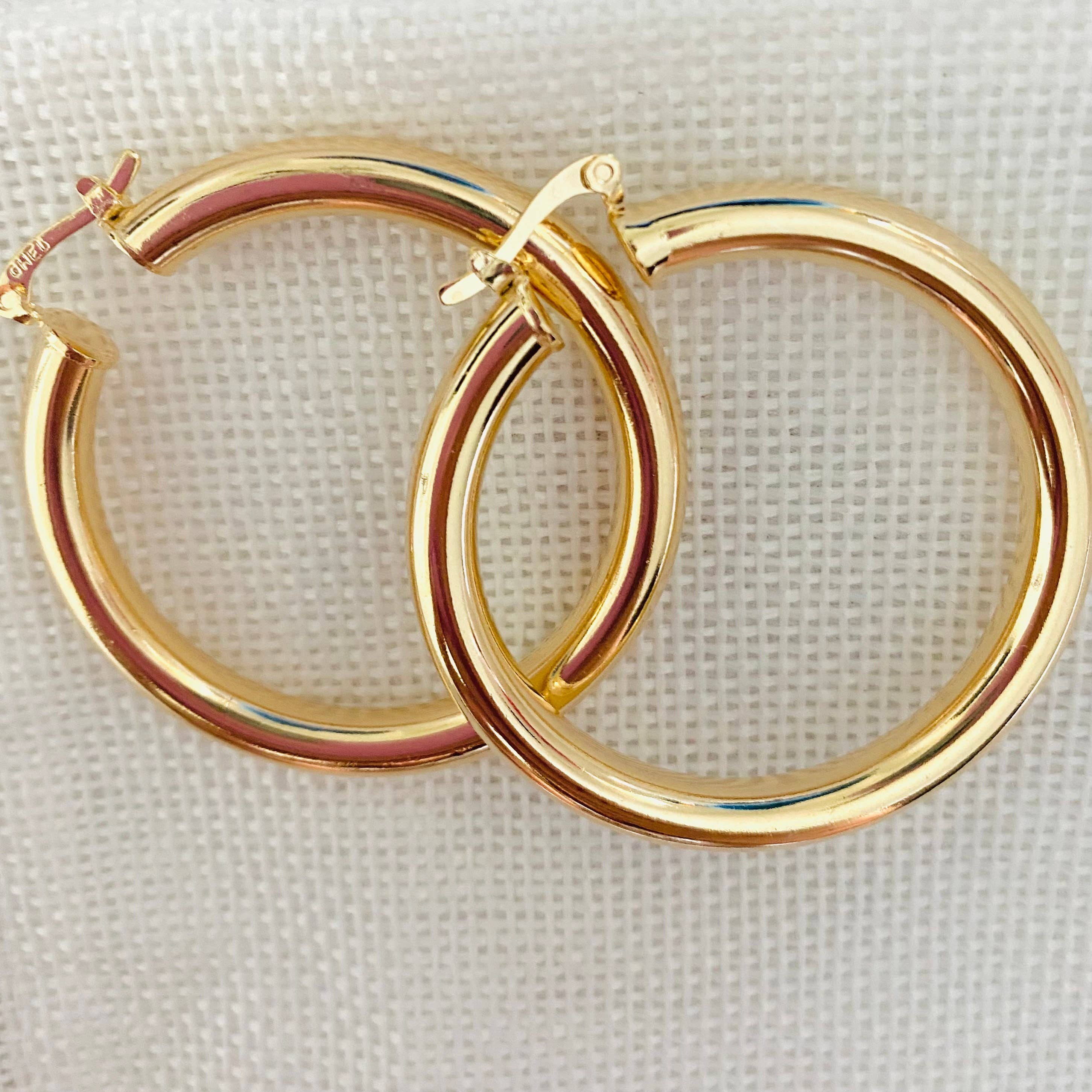 Housegoldjewelry - Wholesale Hoop Earrings - Medium Gold Hoops, Simple Gold Hoop Earrings, 18K Gold Fille3