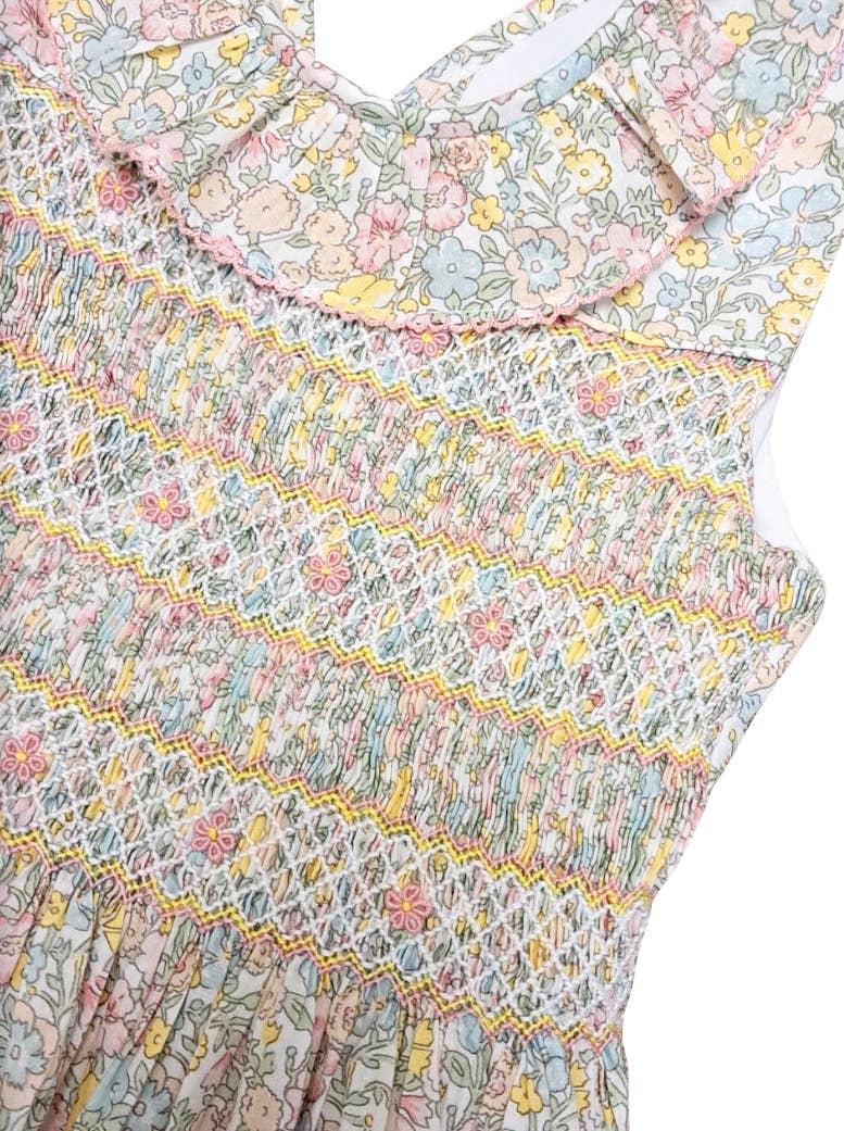 Marco and Lizzy - Vente Robe – enfant - Robe pour fille Spring Again Floral Smockée à la main3