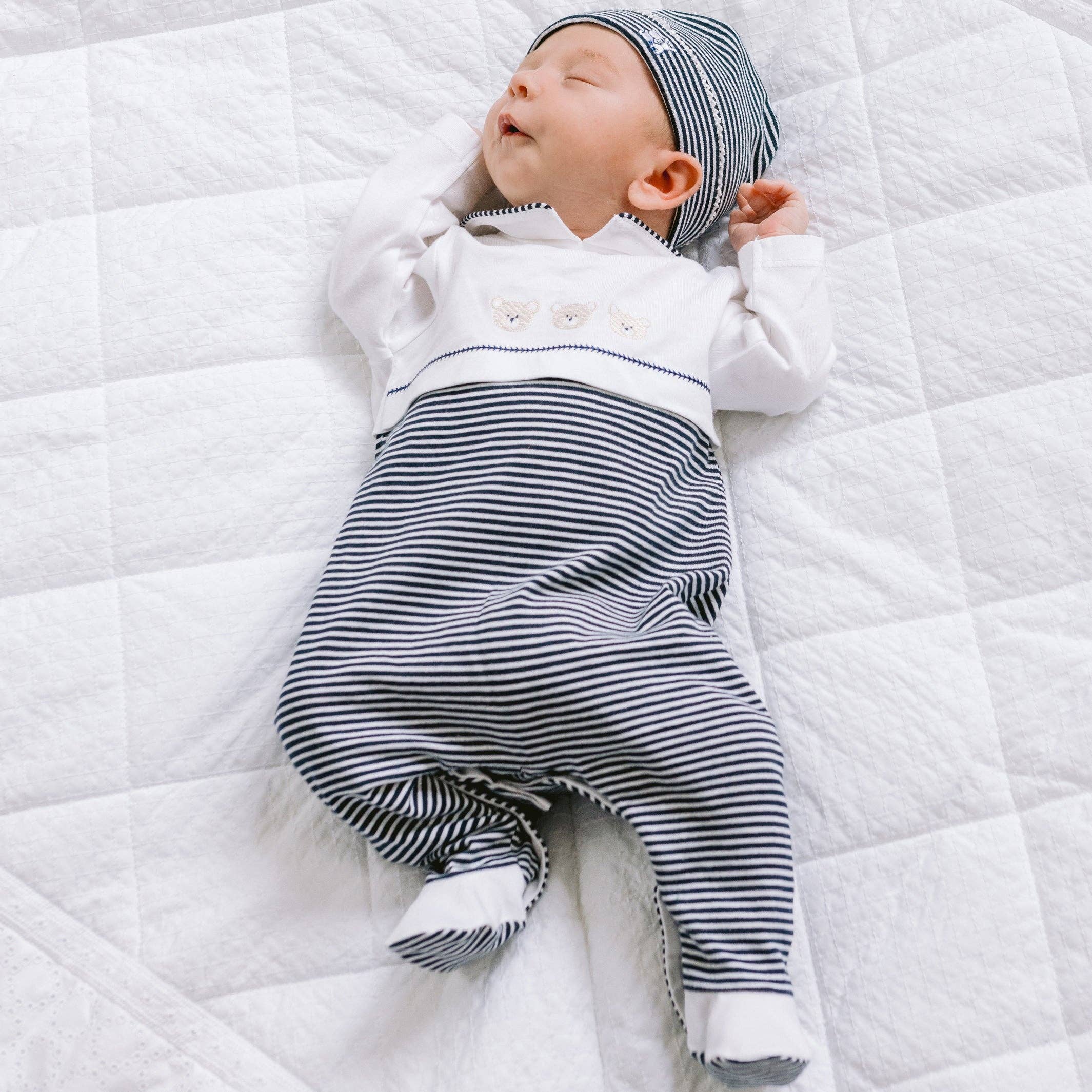 Emile Et Rose - Wholesale Clothing Set - Baby - Jasper Navy Boys Teddy Babygrow and Hat2