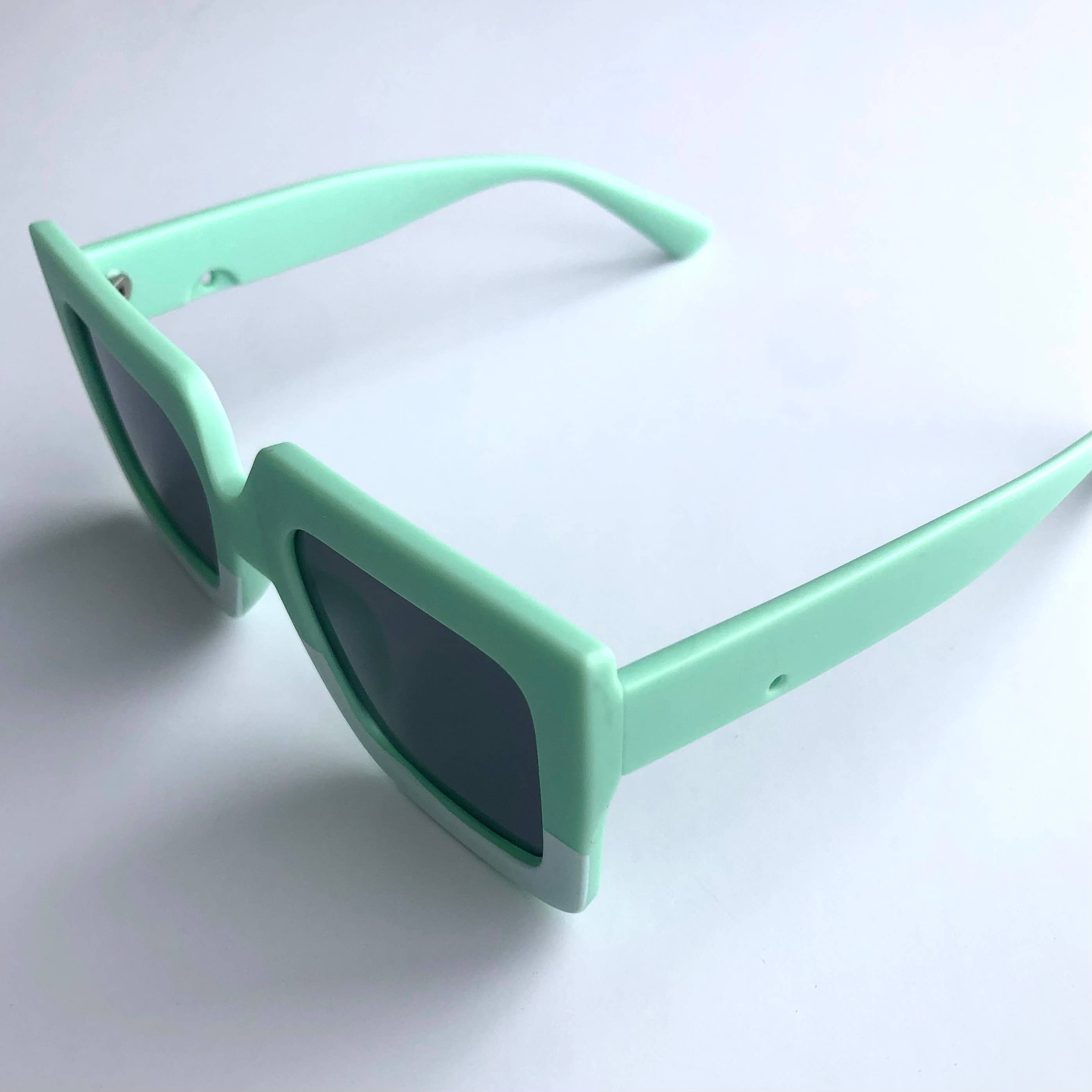 iconic mi - Vendita all'ingrosso Occhiali da sole - Bambini - Occhiali da sole per bambini Retro Square Two Tone4