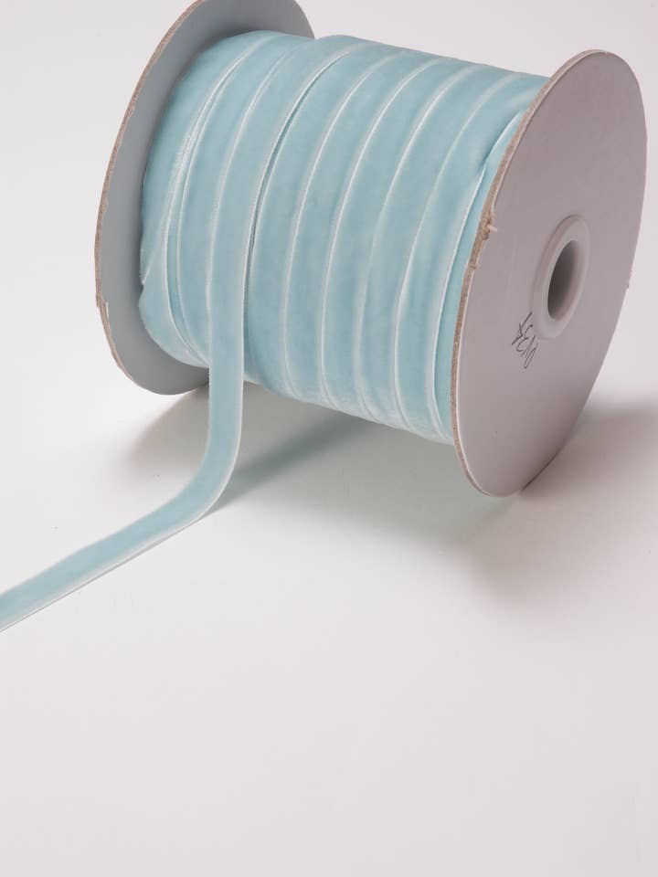 Ruban en velours tissé classique bleu clair 9,5 mm pour la vente par May Arts Ribbon