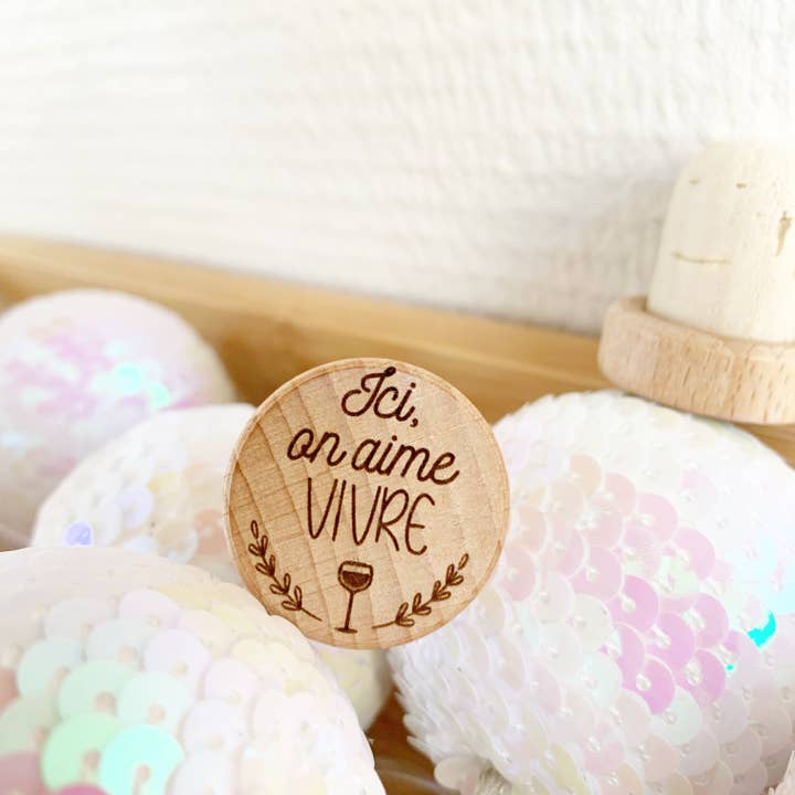 LE COMPTOIR DE LOULOU - Wholesale Wine Stopper - BOUCHON HERE WE LIKE TO LIVE