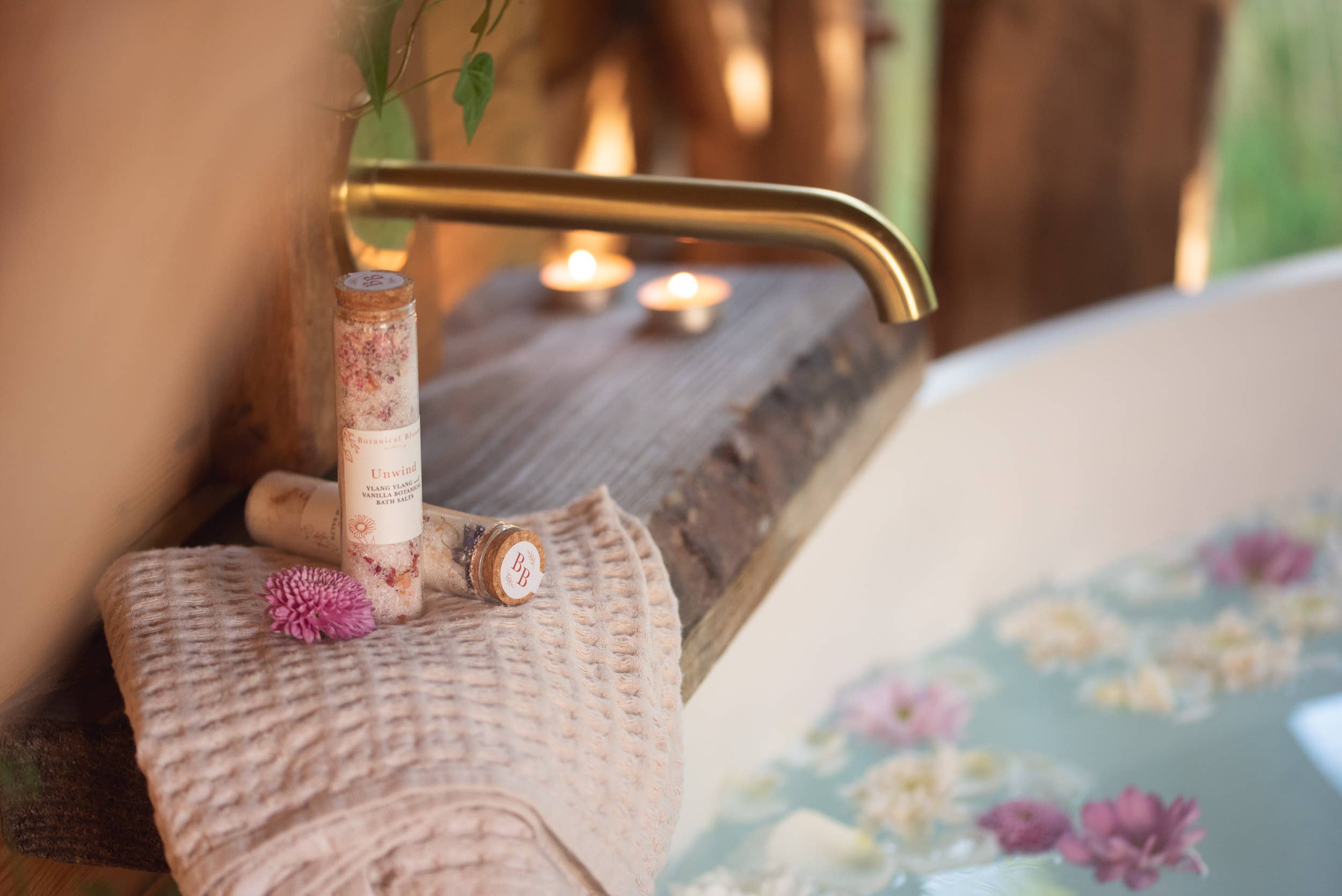 Botanical Bloom Apothecary - Wholesale Bath Salts - Wildflowers Bath Salt tube 0