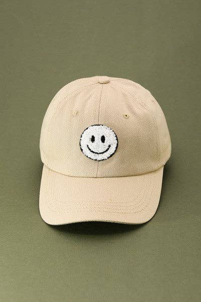 JOSSLYN by wall to wall - Wholesale Baseball Cap - Women's - WASHED SHERPA HAPPY FACE BASEBALL CAP 40HW70315