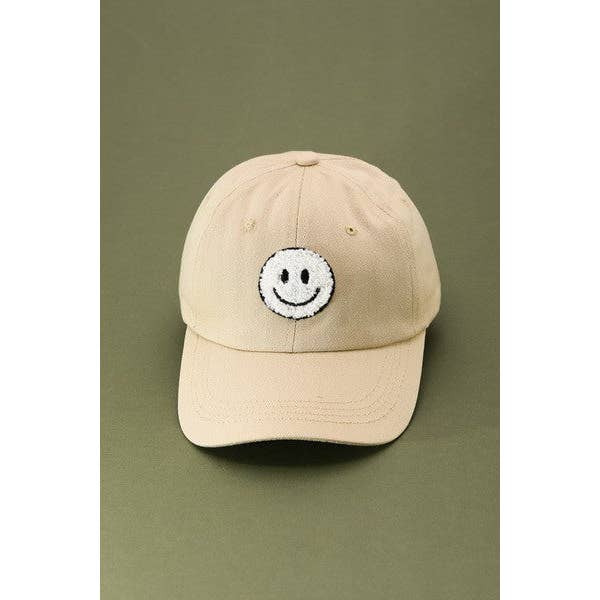 JOSSLYN by wall to wall - Wholesale Baseball Cap - Women's - WASHED SHERPA HAPPY FACE BASEBALL CAP 40HW70315