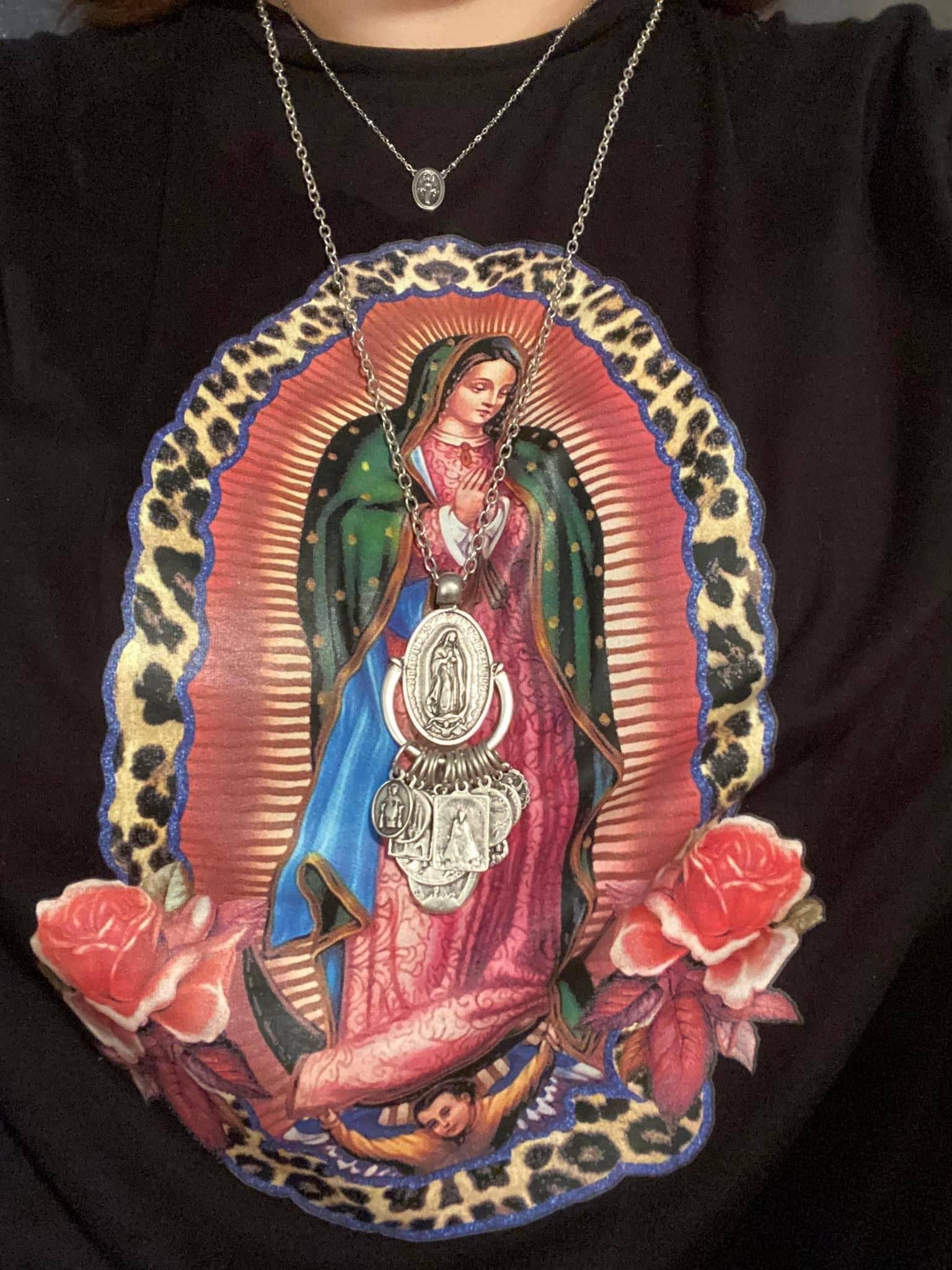 Love and Honor Jesus LLC - Wholesale Halskettinghanger - Ketting met heiligenbedels27