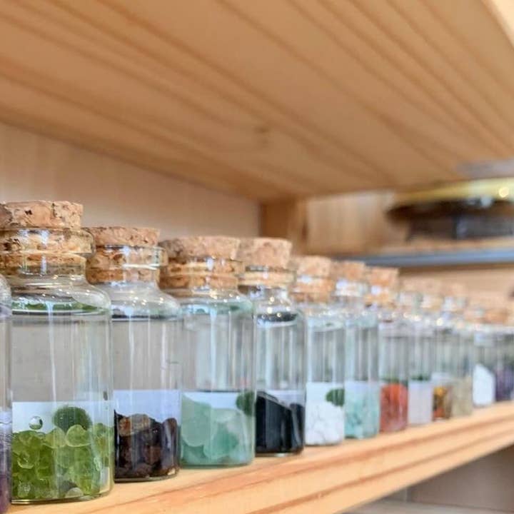 Moss Amigos | Moss Ball Terrariums - Wholesale Live Plant - Tiny Marimo Moss Ball Terrarium with Aventurine Gemstones5