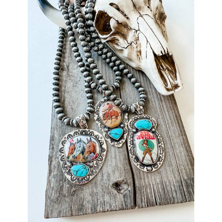 Boho Ranch Shop - Wholesale Pendant/Charm Necklace - Western Print Pendant Necklace - Navajo Style Pearl