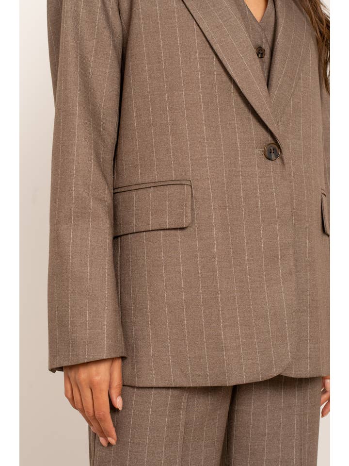 Attentif Paris - Wholesale Blazer - Women's - Oversized pinstripe blazer3