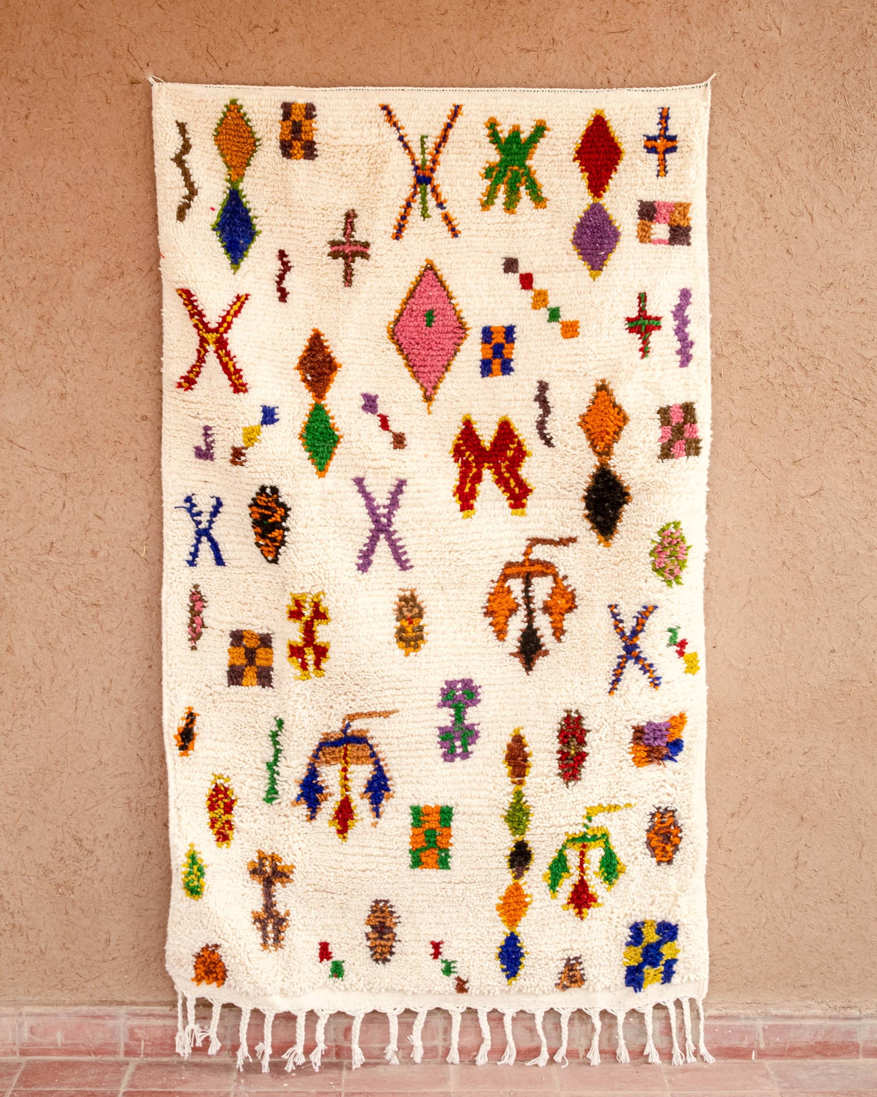 Maison Berber - Wholesale Area Rug - Handwoven Boujaad Wool Rug – Multicolour Symbols – Rug 150
