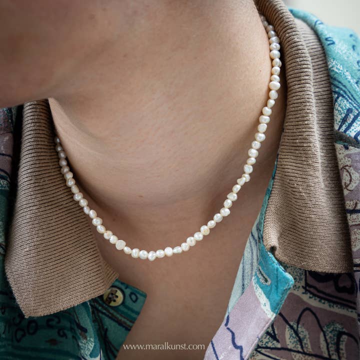 Klassisk perle halskæde for engroshandel hos Maral Kunst
