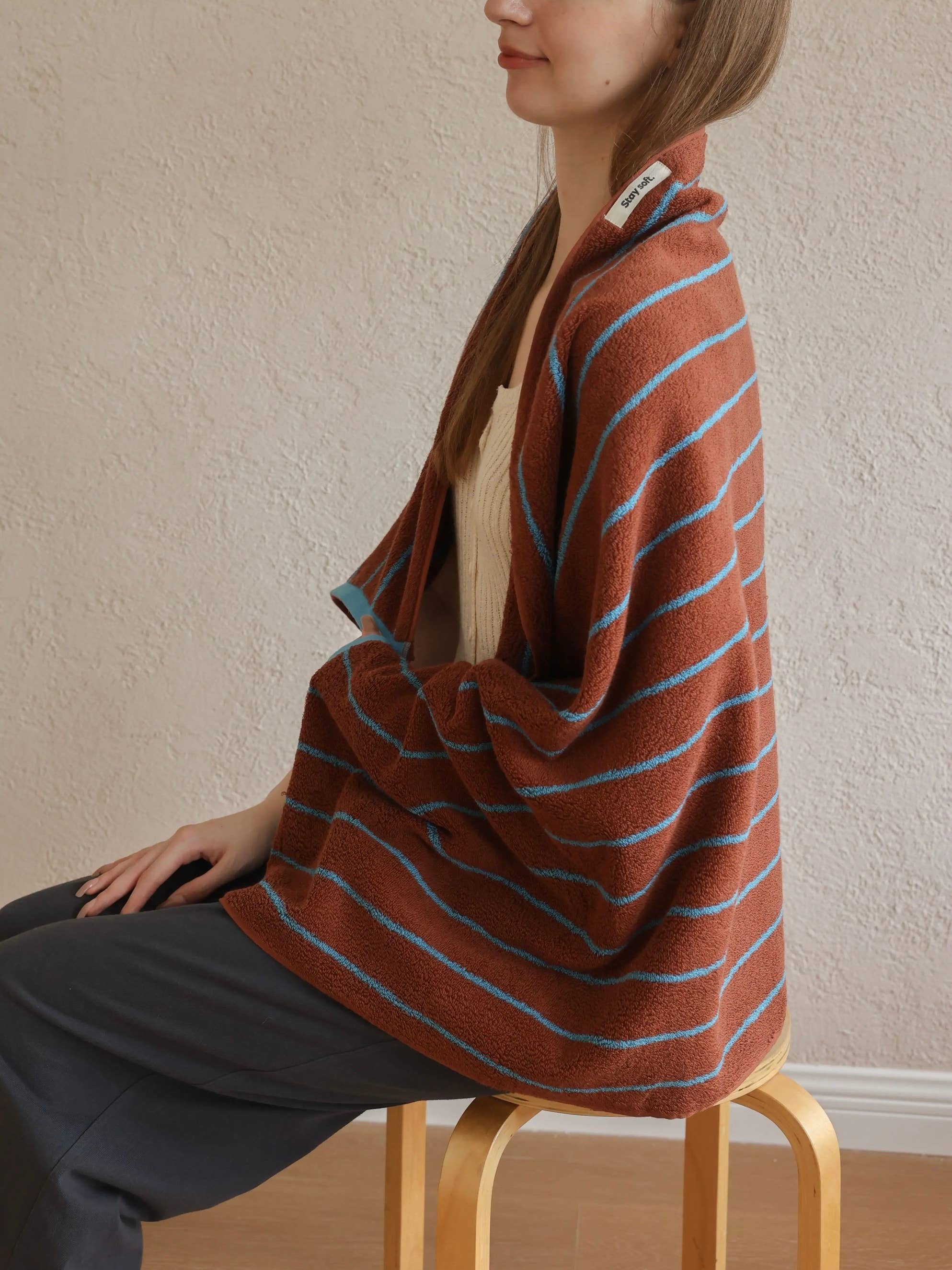 INSPECIAL HOME - Wholesale Bath Towel - 100% Cotton Retro Earthy-tone Pinstripe Soft Plush Towel 16