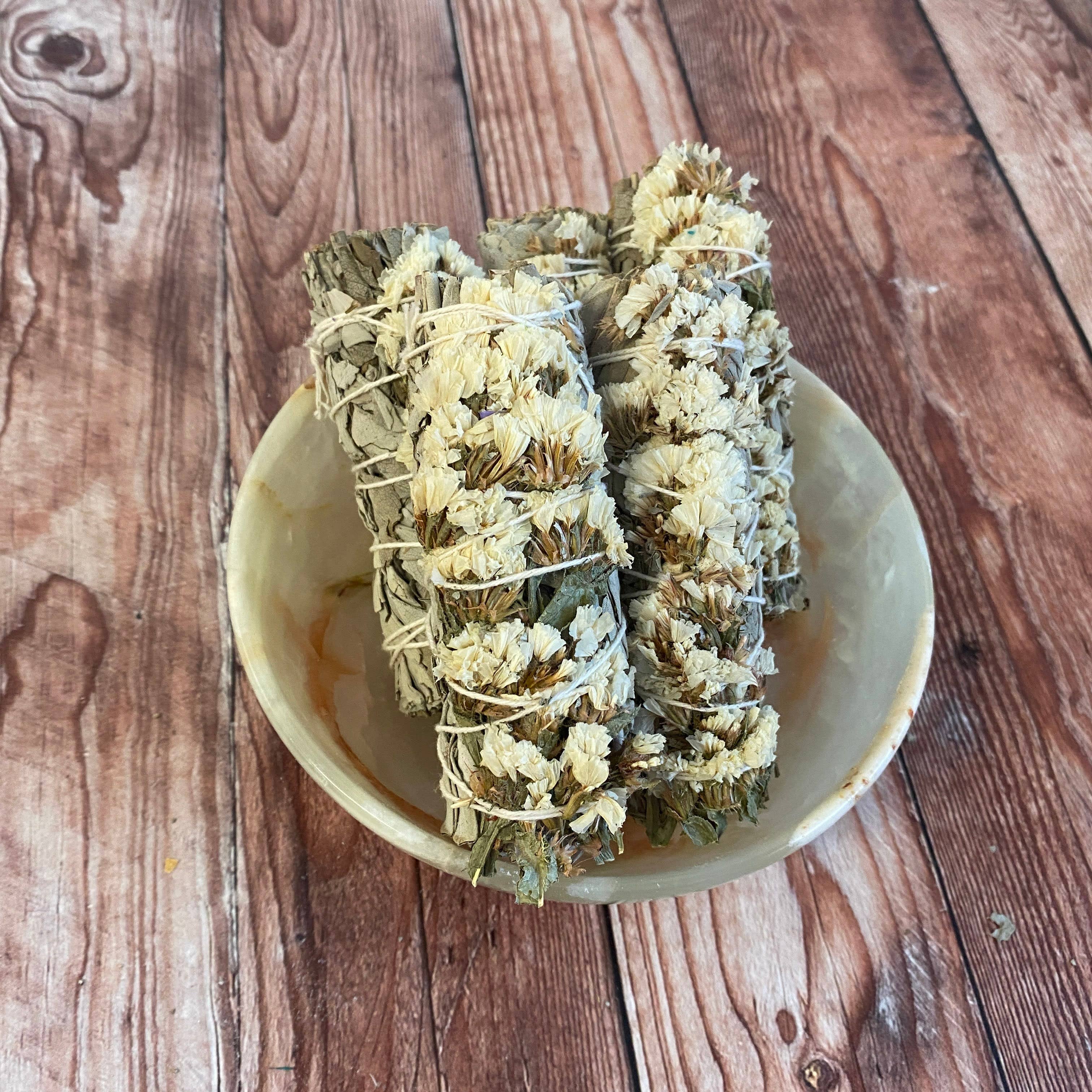 Oakwind Hollow - Wholesale Smudge Stick - White Sage Sinuata Smudge Stick2