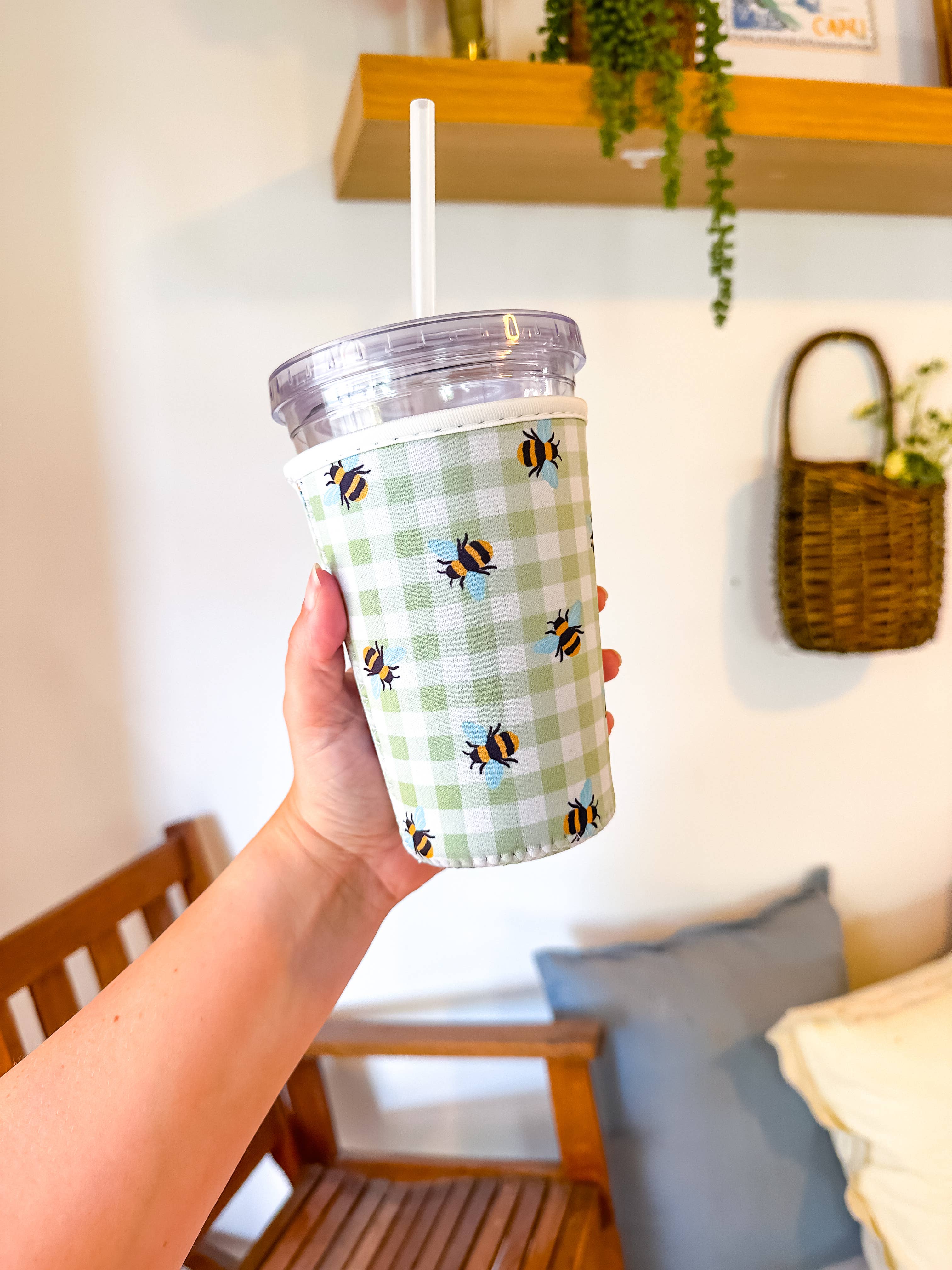 Oak Shore Collective LLC - Vendita all'ingrosso Rivestimenti per bottiglie e lattine - Homestead Honey | Manicotto per caffè1