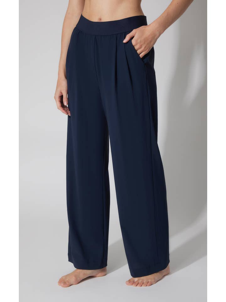 90 Degree by Reflex & Yogalicious - Wholesale Pants - Women's - Women's Wide Leg Pants with Exposed Waistband3