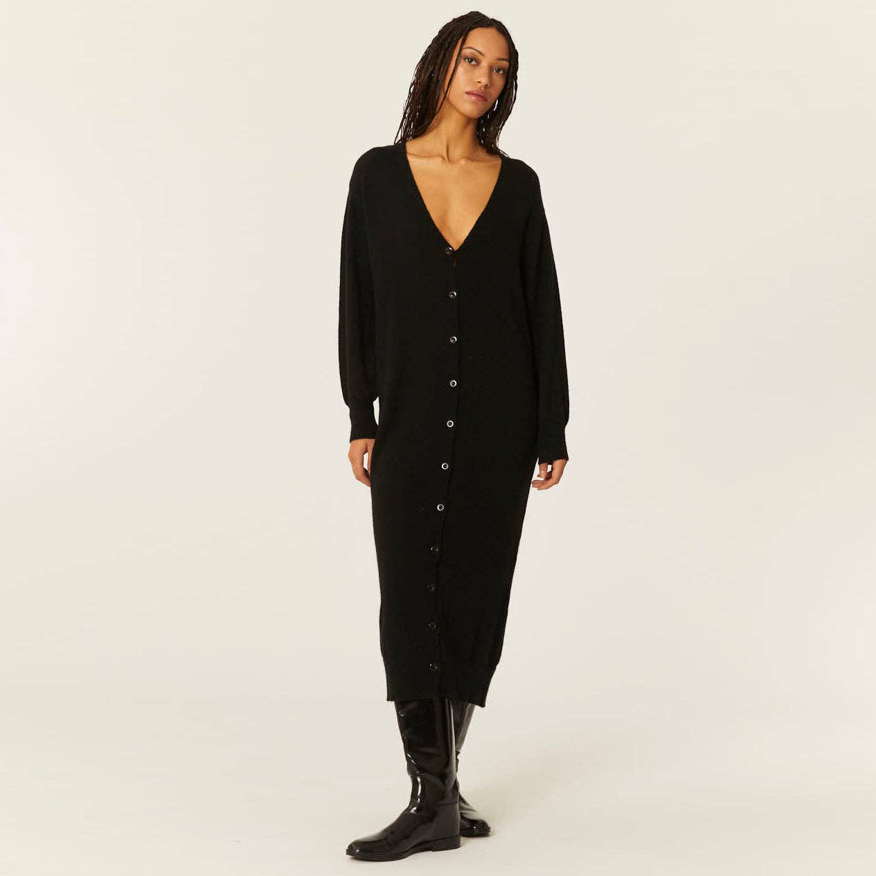 Pepaloves – wholesale Klänning - Dam – SVART STICKAD KLÄNNING MED KNAPPAR0