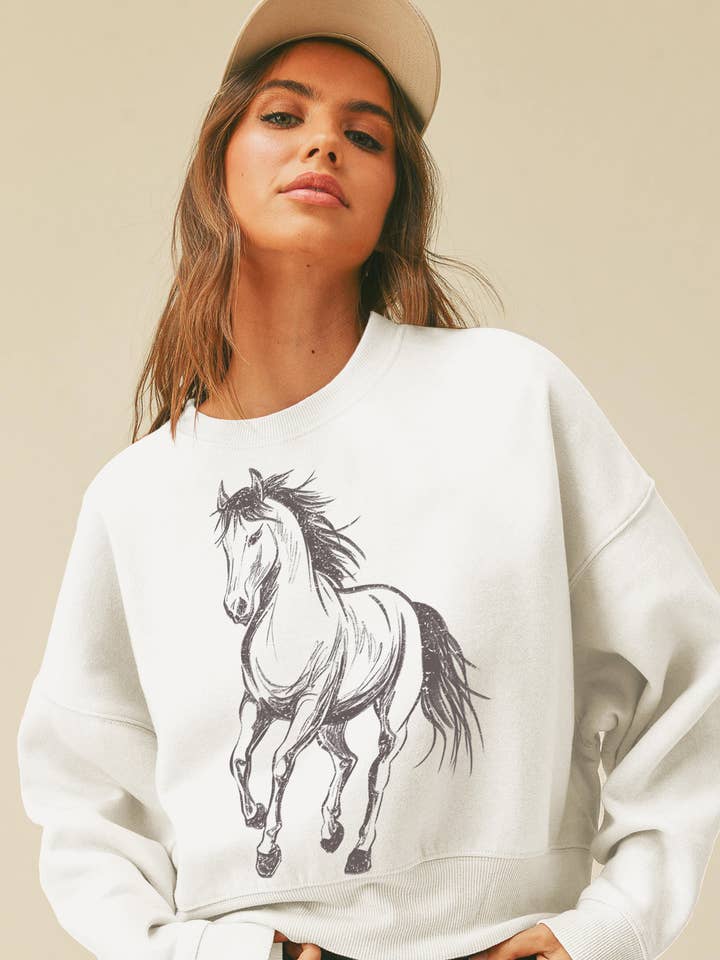 Honestee - Wholesale Graphic Sweatshirt - Women's - Horse Sketch Cropped Long Sleeve Sweatshirt1