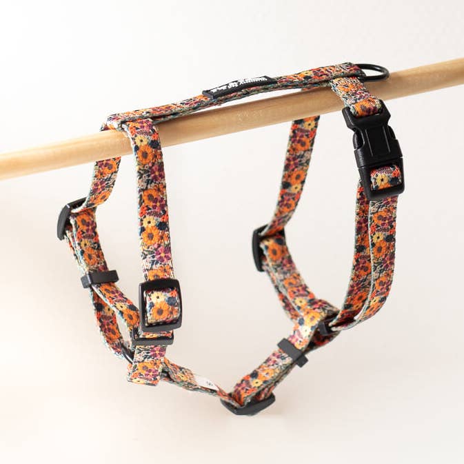 Imbracatura per cani Early Summer per la vendita all'ingrosso da parte di Pip and Palms