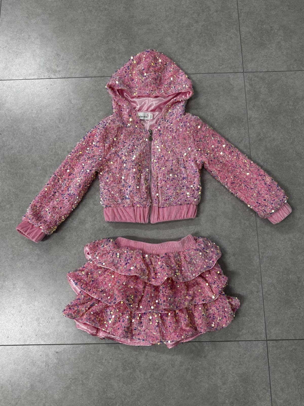 Ellie and Mila - Venta al por mayor Conjunto de camiseta y pantalón - Niños - Conjunto de dos piezas rosa con lentejuelas9