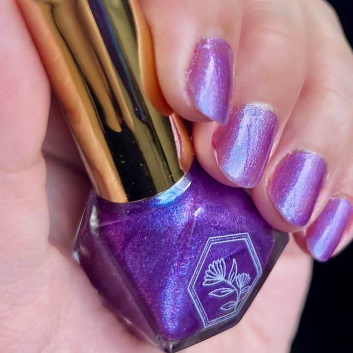 Palafoxia Beauty - Wholesale Nail Polish - Enchanted - Enchanting Glowing Purple Nail Polish