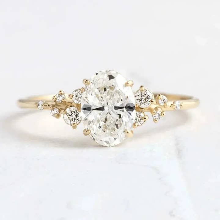 Sparkling Oval-Cut Statement Ring in 925 Sterling Silver for wholesale by Perimade & Co. LLC