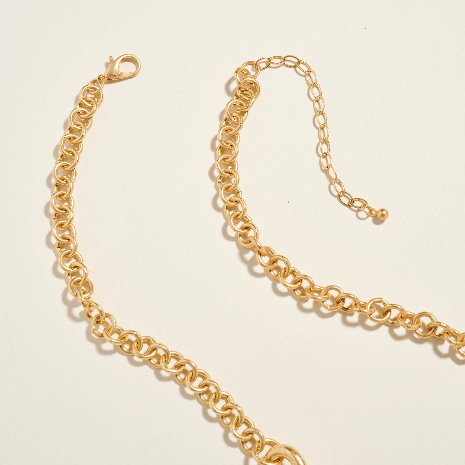 Designature New York - Vendita all&#x27;ingrosso Collane a catena e maglie - Collana Vintage a Catena Spessa in Metallo2