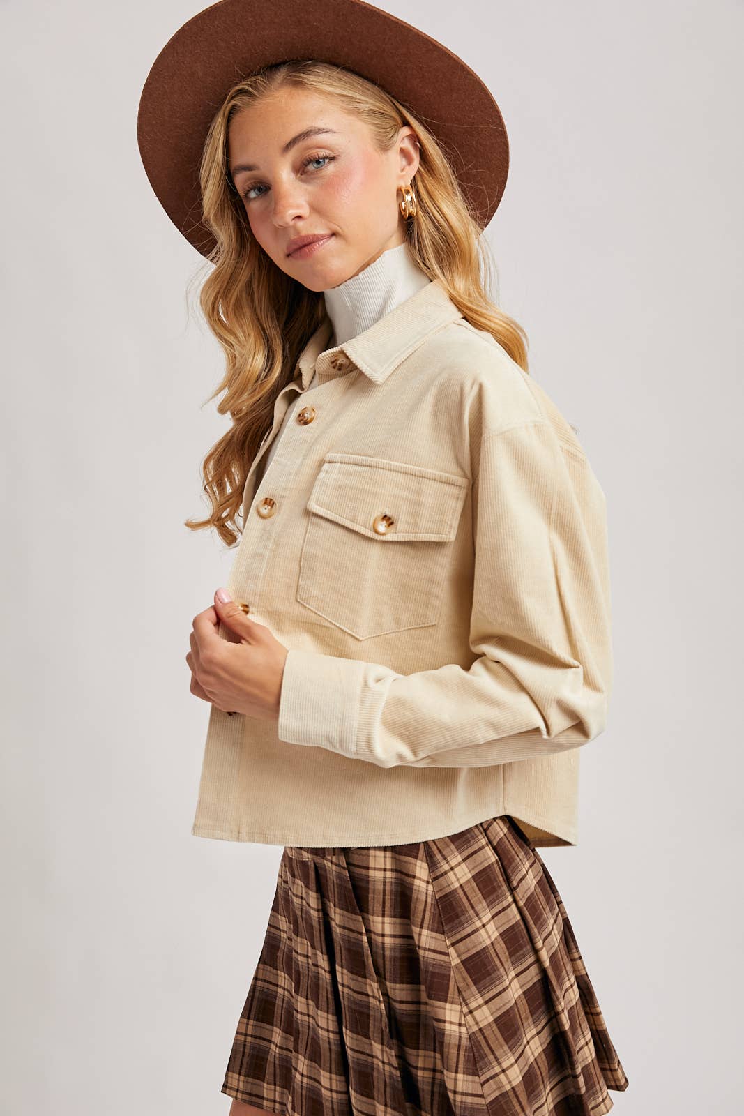 Bluivy - Wholesale Jacket - Women's - CORDUROY CROPPED BUTTON DOWN SHIRT JACKET5