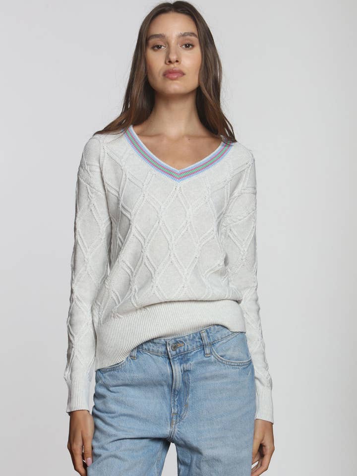 Serena Cable Vee - Snow for wholesale by Label + Thread