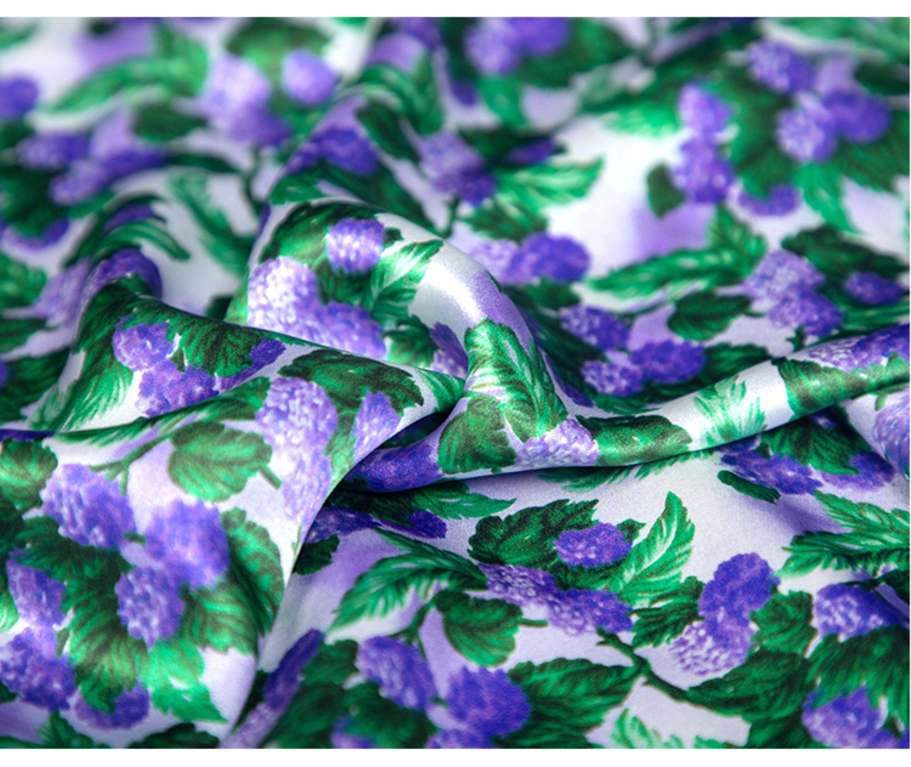 SueSilkHK – wholesale Fabric – Designer Silk Fabric with Tiny Floral Plaid Print - Premium Silk Crepe de Chine - 100% Mulberry Silk - Dress Shirt Fabric2