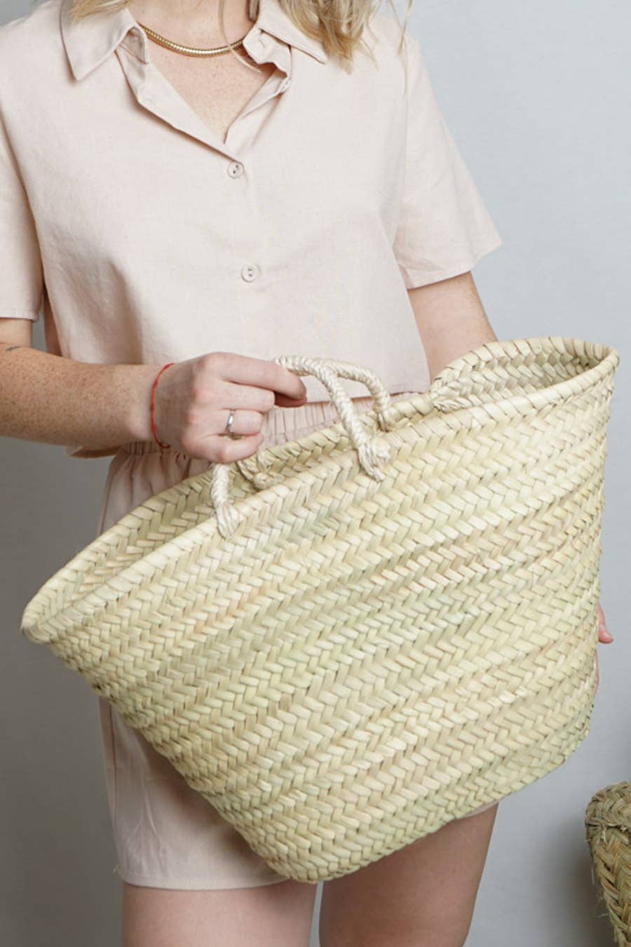 High crafty - Wholesale Basket - Handcrafted Short Handle Palm Basket – Elegant Christmas Bas10