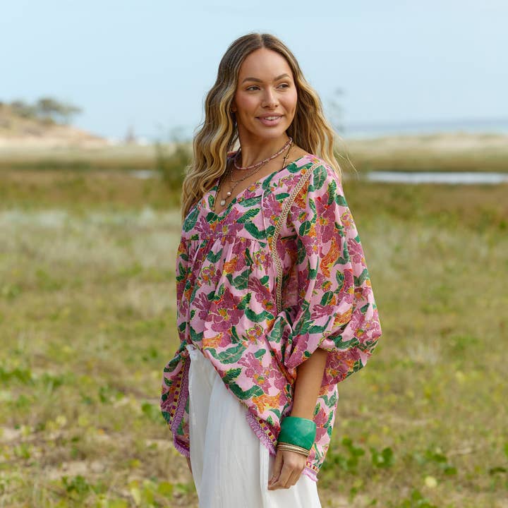 Bahamas Top Panama and other Purchase Wholesale outre batik loose body. Free Returns & Net 60 Terms on Faire trending on Faire.