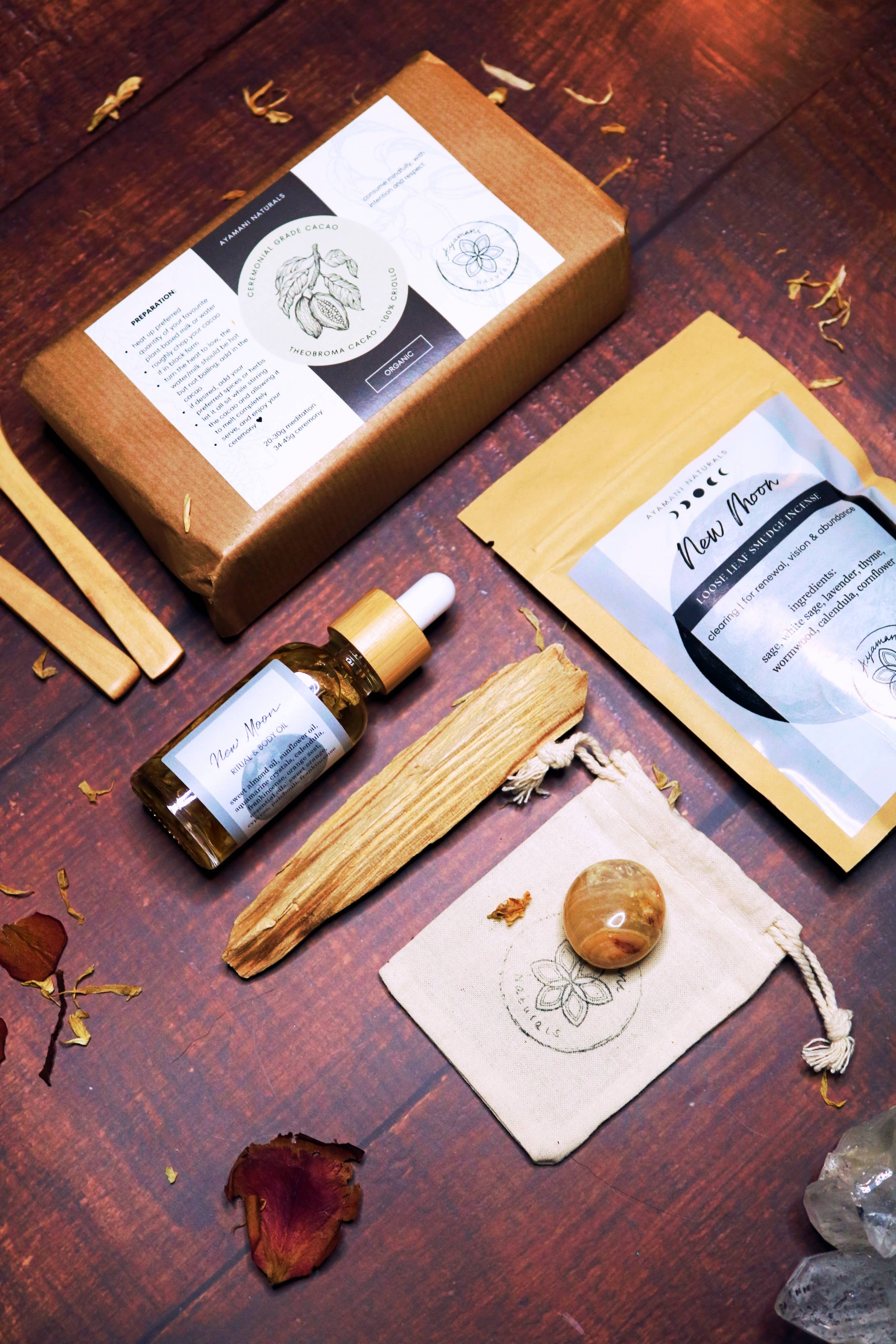 Ayamani Naturals - Vente Pierre et cristal de spiritualité - Coffret Cadeau Cérémonie Cacao Pleine Lune | Kit Cacao Rituel Brut2