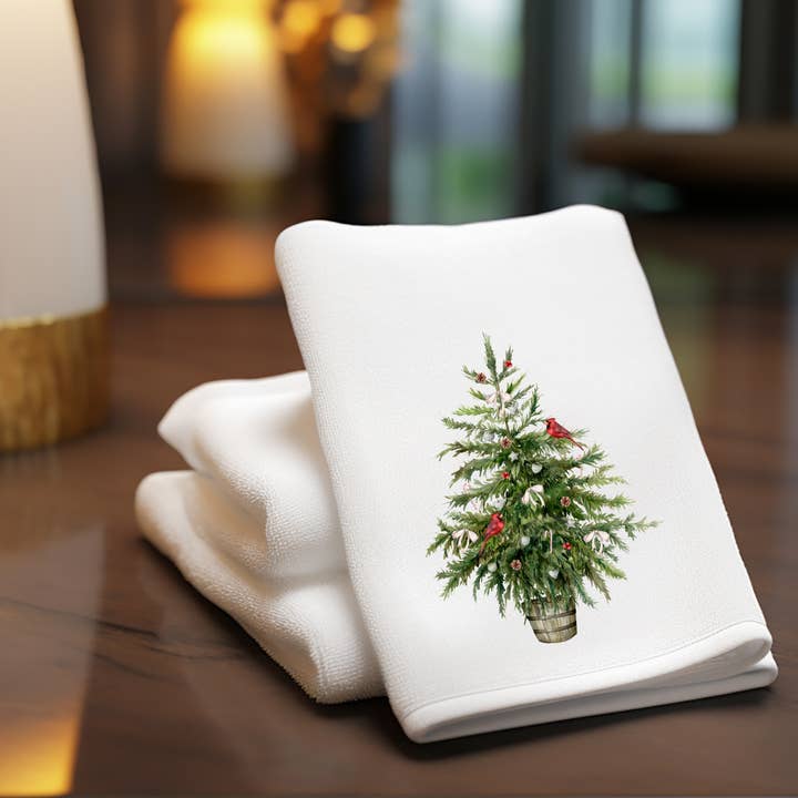 Farmhouse Tree, Serviette de Luxe pour Décoration de Fêtes pour la vente par Fernville Creations