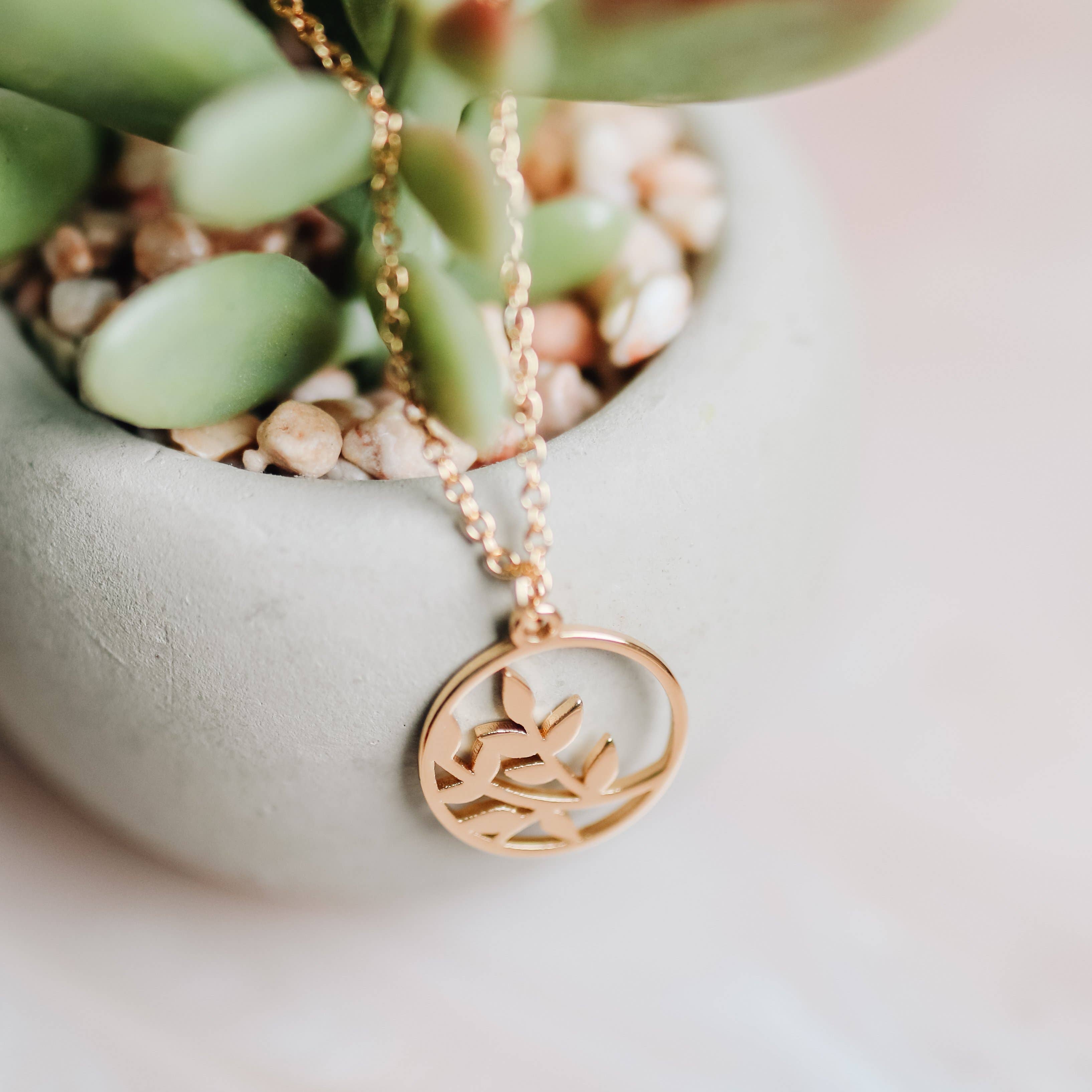 The Daily Grace Co - Wholesale Pendant/Charm Necklace - Planted Necklace2