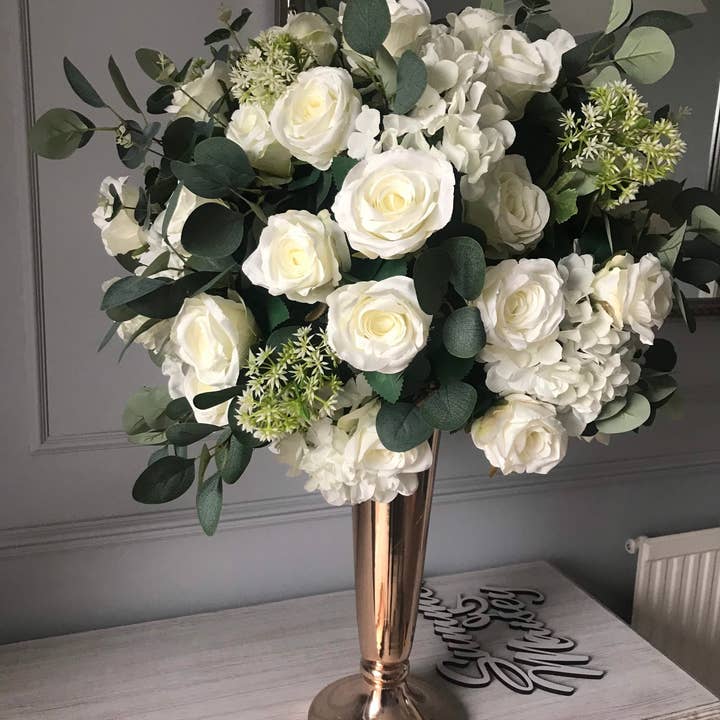 IVY CRUZ - Wholesale Artificial flowers - Flower Centrepiece, Wedding Centrepiece, Floral Table2