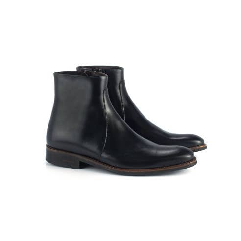 Botte en cuir noir BALZIP-NEGRO avec fermeture éclair pour la vente par Ortiz & Reed