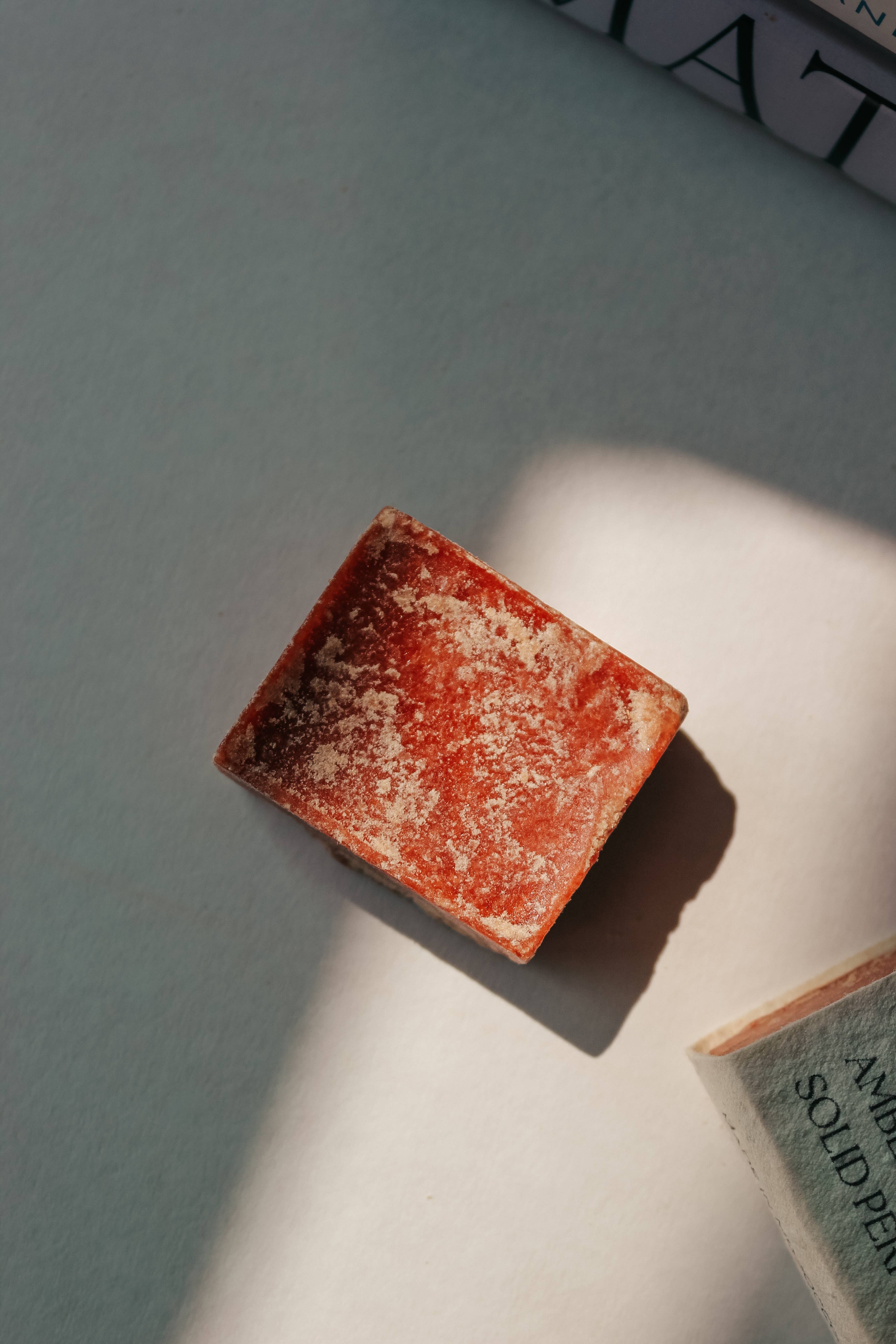 Aroma Theory - Wholesale Solid Perfume - Moroccan Amber Intense Resin Solid Perfume 1