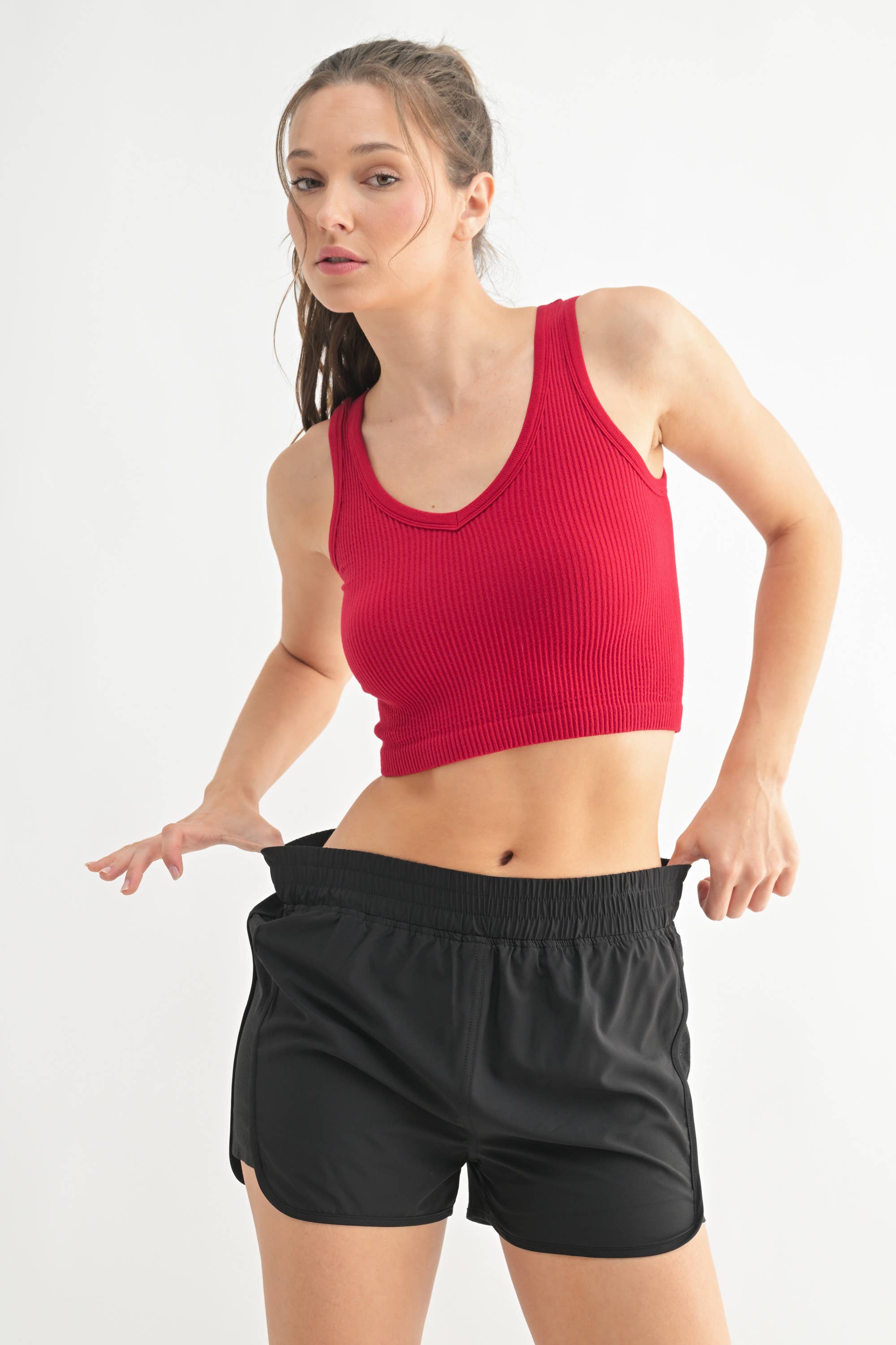 Mono B - Wholesale Tanktop - Dames - Geribbelde naadloze cropped tanktop64