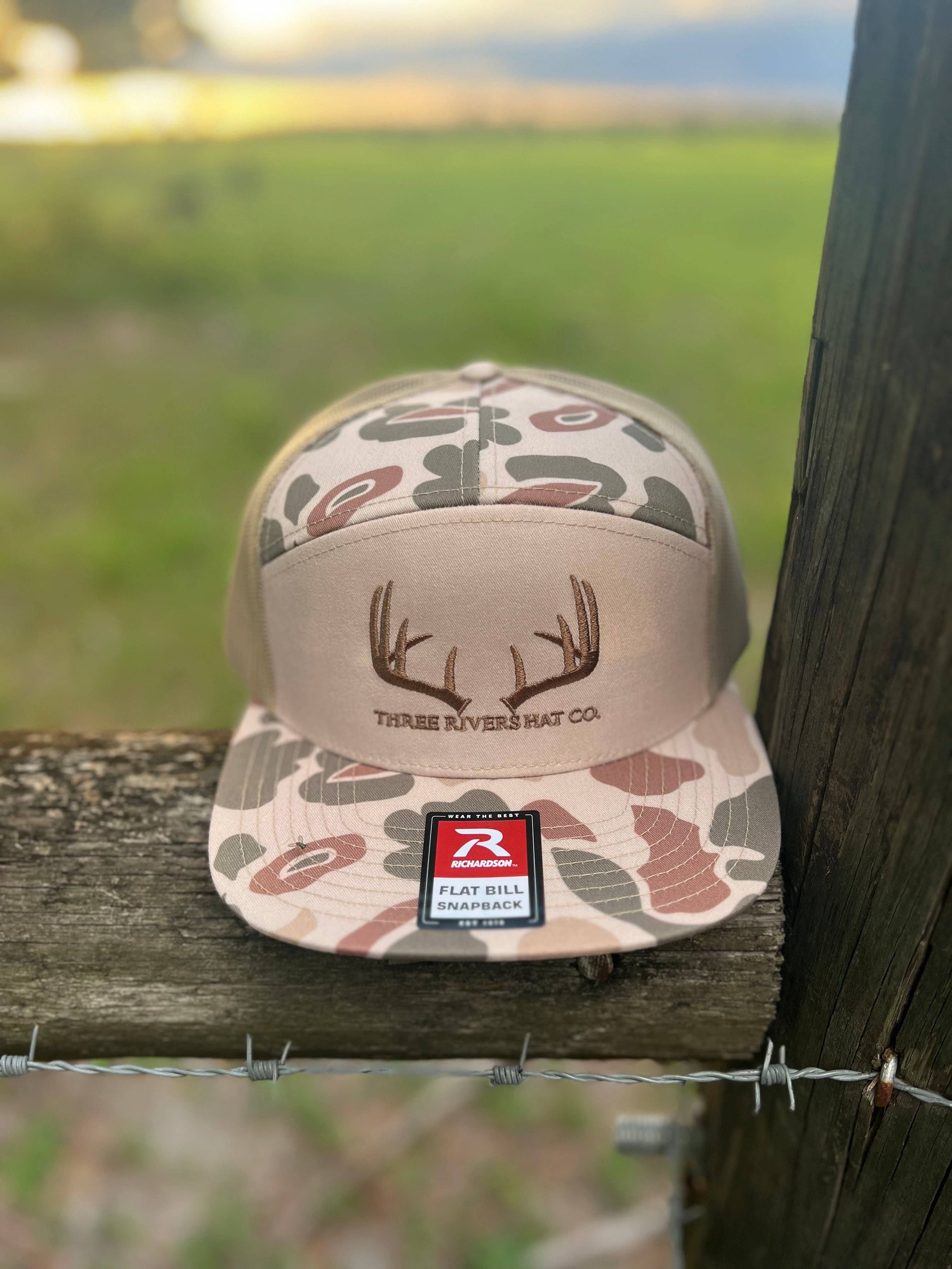 Three Rivers Hat Co. – boné - Unissexo por atacado – Clássico Whitetail Rack - Boné Flatbill Snapback - Richardson 168P Duck Camo2