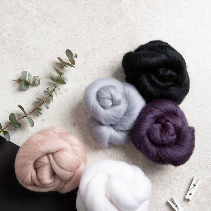 Hawthorn Handmade (US Duties Paid) – wholesale Craft supplies – Winter Wool Bundle | Felting and Fibre Crafts2