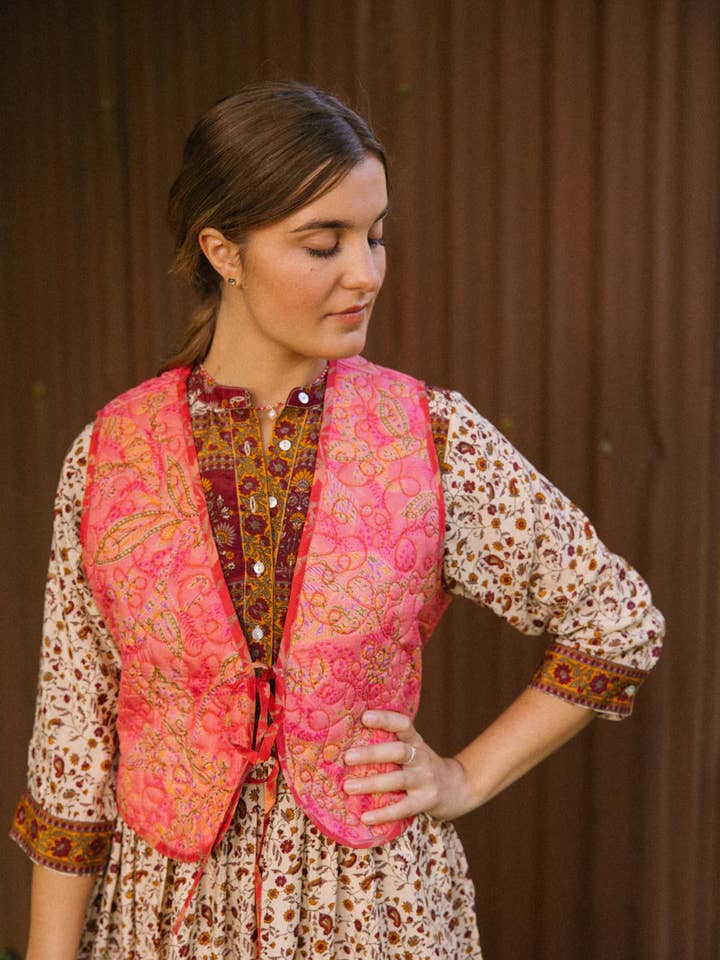 Gilet réversible en soie Melissa L - 082 pour la vente par Pink Lemons Ltd