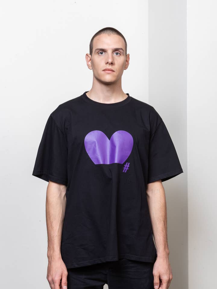 Seasonal_Purple Heart_T-shirt_Black for wholesale by #DAMUR