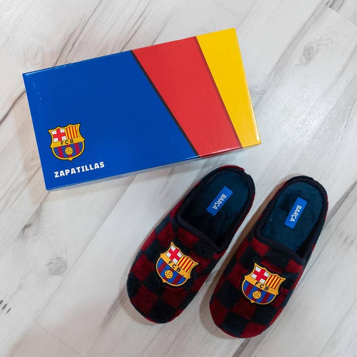 Marpen Slippers - Wholesale Slippers - Unisex - FC Barcelona Checkered Shoes
