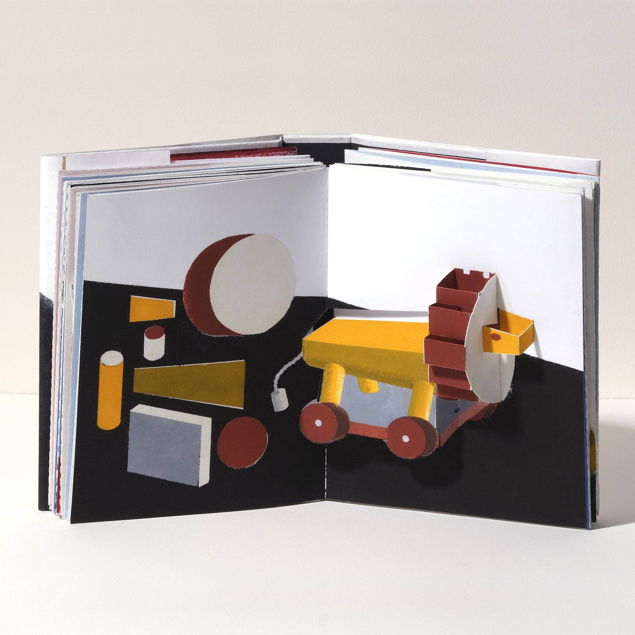 Ameico UK Ltd - Wholesale Display Book - Gérard Lo Monaco - Jeux D'enfance Leporello Pop-Up Book9
