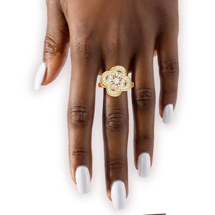 Anel Ouro Latão Glam CZ Giratório Trevo Quatrofolhas por atacado de PinktownUSA