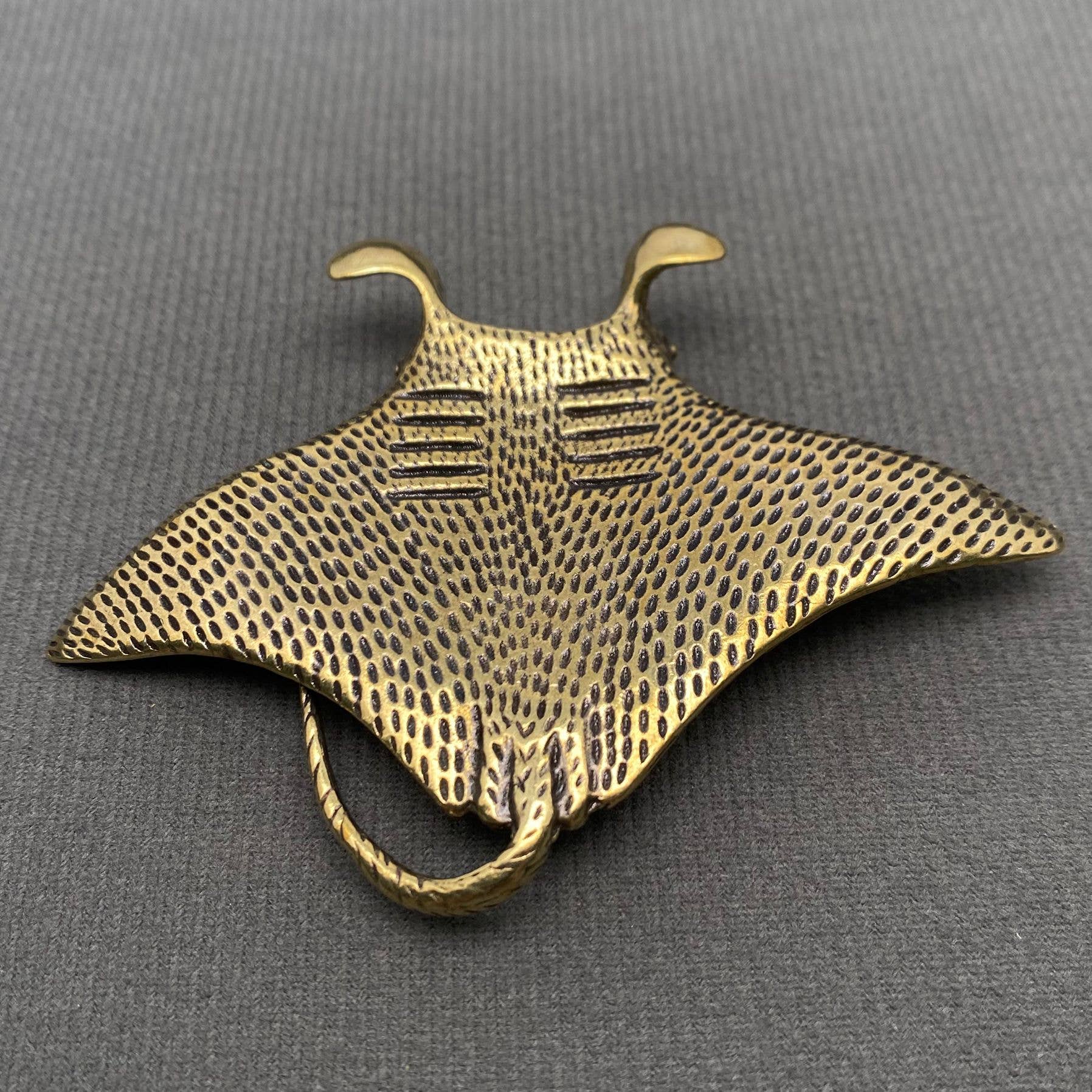 Mio Queena - Wholesale Decorative Tabletop Object - Brass Manta Ray Crafts Desktop Ornaments Decoration2