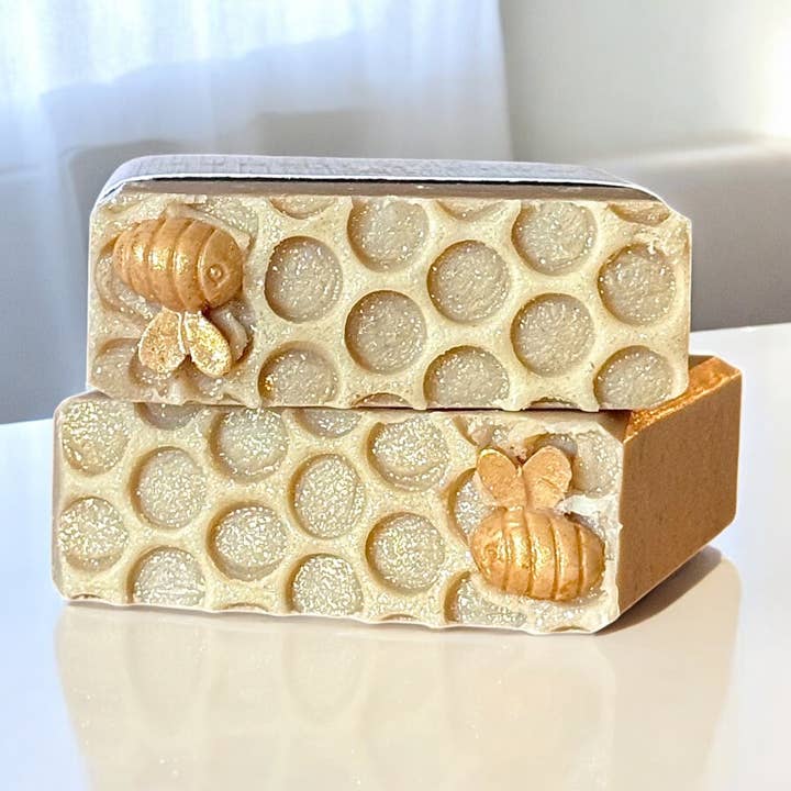 Gracie & Co. 1942 - Wholesale Bar Soap - Oats & Honey Handmade Coconut Milk Soap1