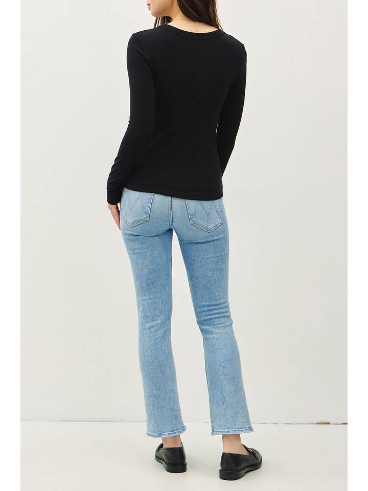 Peace Love Line - Wholesale Pullover-trui - Dames - SLI4087 - TOP MET LANGE MOUWEN VOOR ELKE DAG5